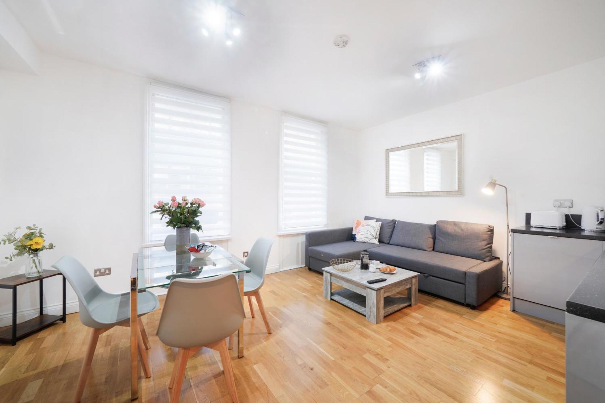 Apt 1, Soho Apartments 1St Floor By Indigo Flats Londra Dış mekan fotoğraf