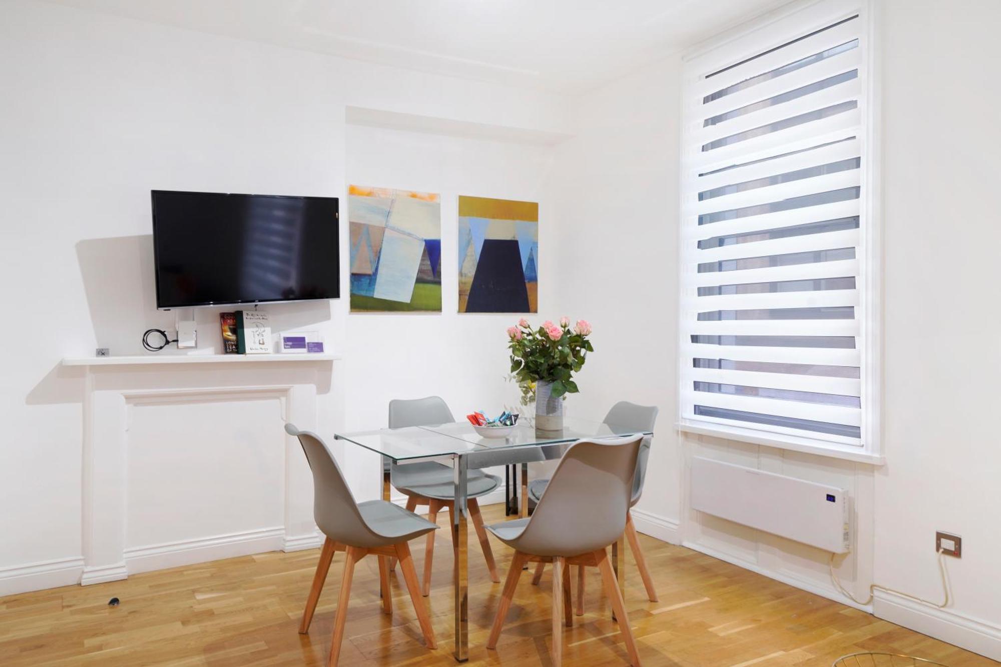 Apt 1, Soho Apartments 1St Floor By Indigo Flats Londra Dış mekan fotoğraf